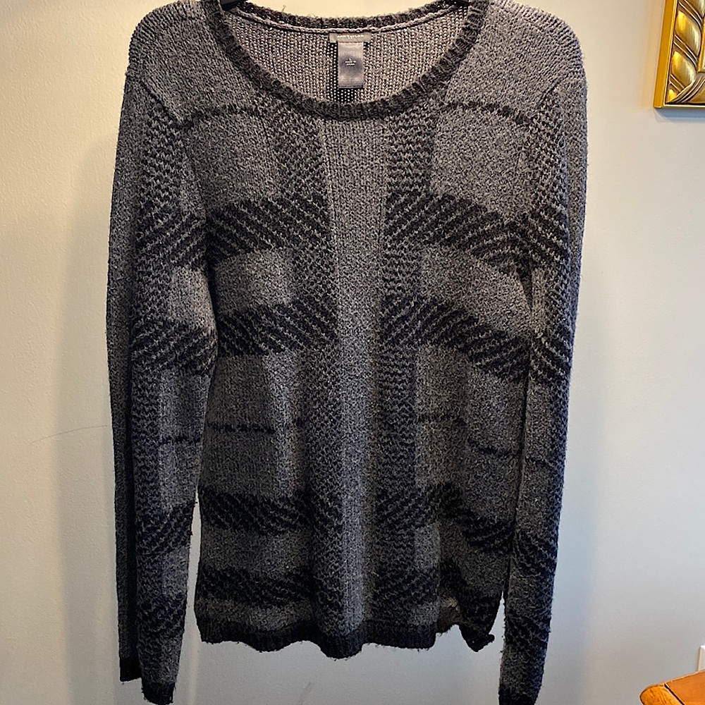 Grey/black sweater